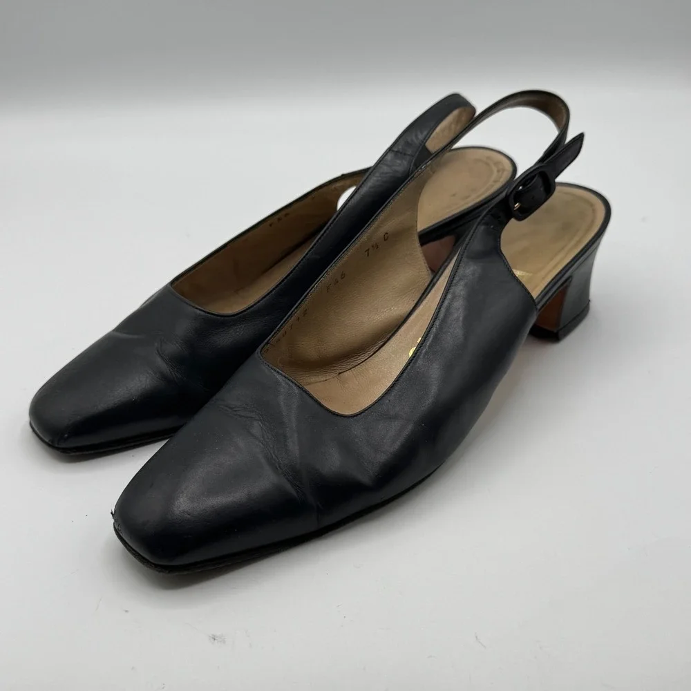 Salvatore Ferragamo Comodita Slingback Heels Black Leather Women 7.5 C Italy AS